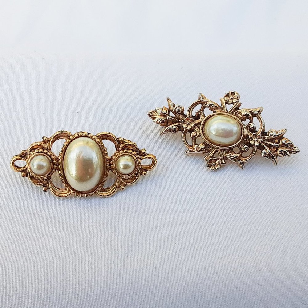 VINTAGE 1980s Gold and Pearl Scatter Pins Set